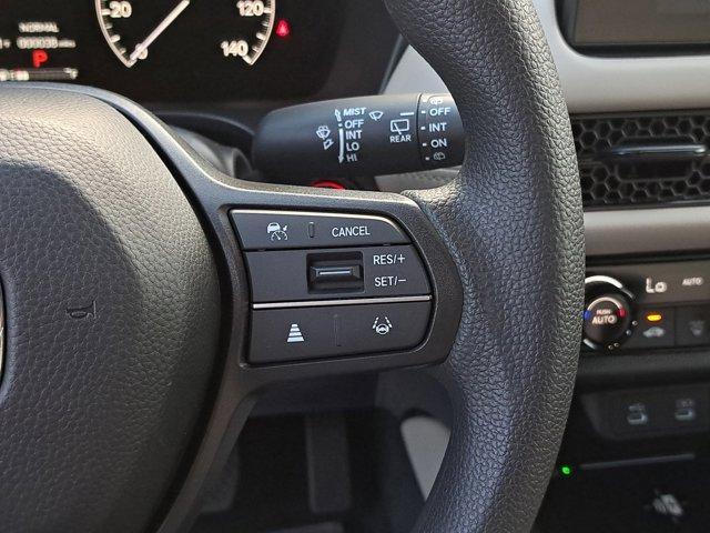 Photo of 2026 Platinum White Pearl Honda HR-V