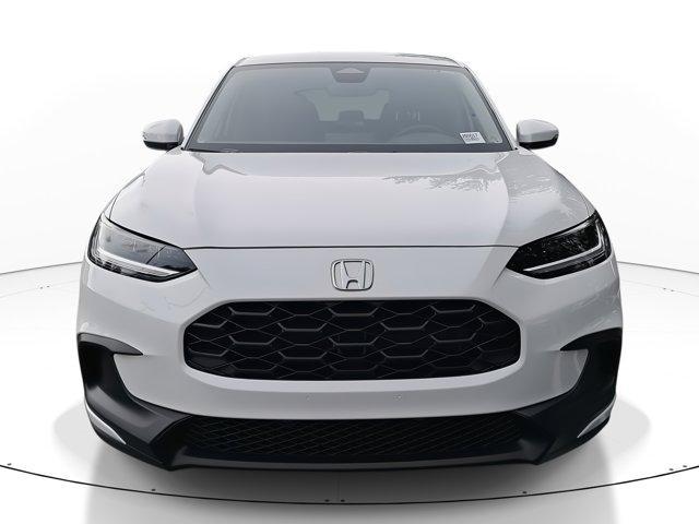 Photo of 2026 Platinum White Pearl Honda HR-V