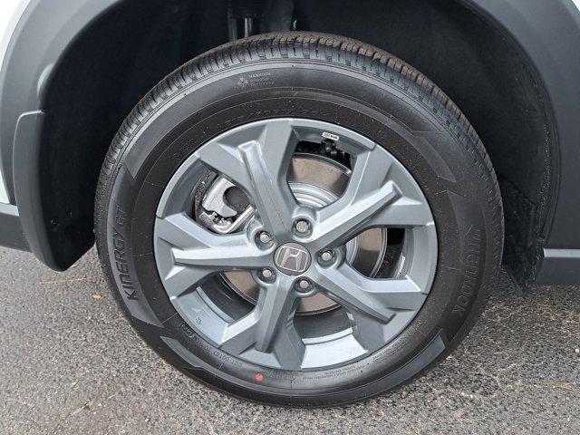 Photo of 2026 Platinum White Pearl Honda HR-V