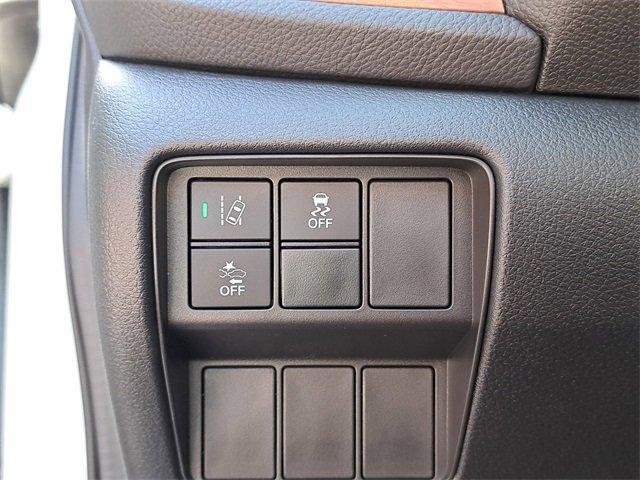 Photo of 2022 Platinum White Pearl Honda CR-V