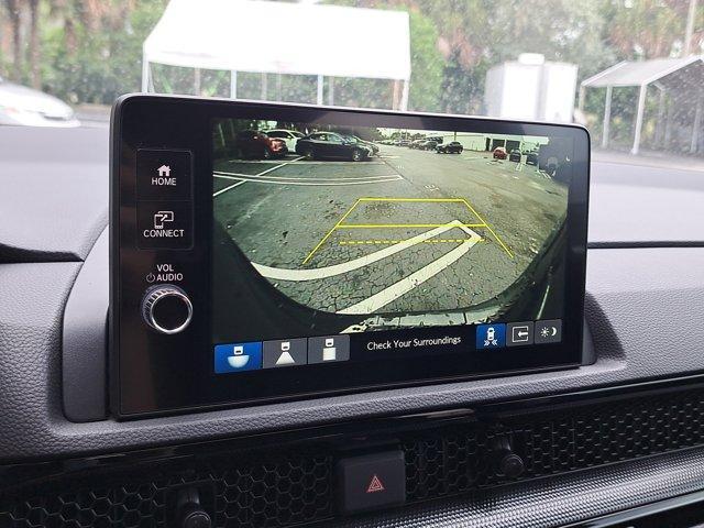 Photo of 2026 Platinum White Pearl Honda CR-V