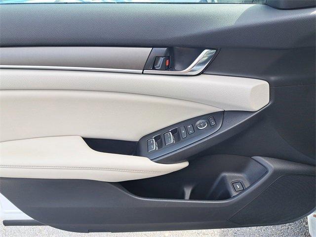 Photo of 2022 Platinum White Pearl Honda Accord