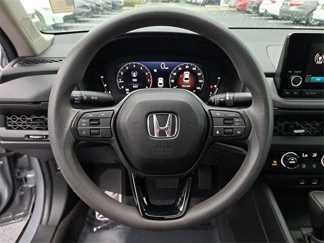 Photo of 2023 Lunar Silver Metallic Honda Accord