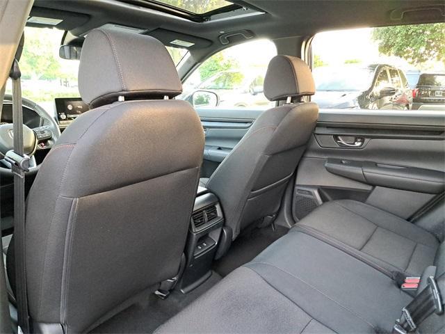 Photo of 2024 Urban Gray Pearl Honda CR-V Hybrid