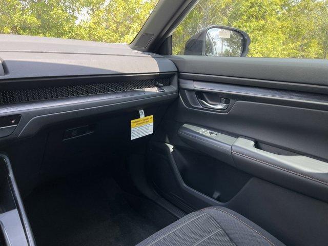 Photo of 2025 Solar Silver Metallic Honda CR-V Hybrid