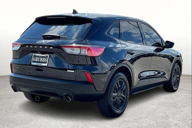 Photo of 2020 AGATE BLACK METALLIC Ford Escape