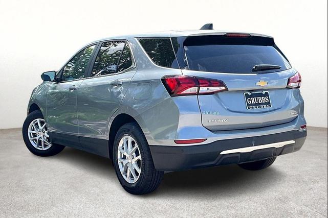 Photo of 2023 Sterling Gray Metallic Chevrolet Equinox