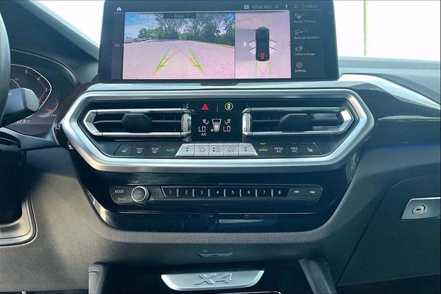 Photo of 2023 Black Sapphire Metallic BMW X4