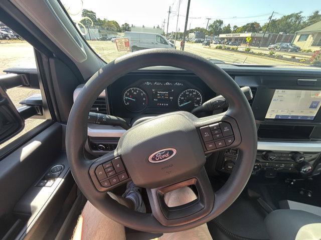 Photo of 2026 Oxford White Ford F-250