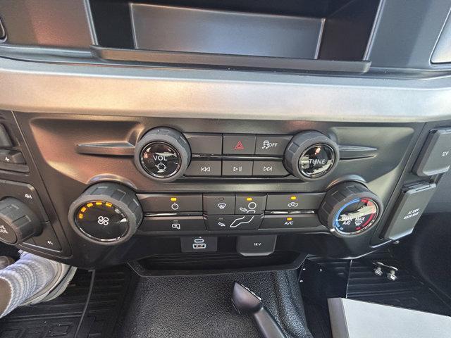Photo of 2026 Oxford White Ford F-250