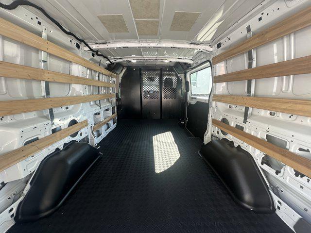 Photo of 2024 Oxford White Ford Transit-250