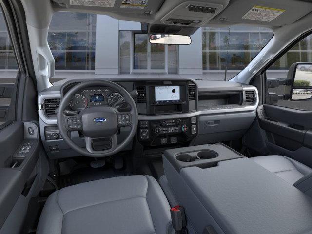 Photo of 2026 Oxford White Ford F-250