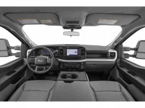 Photo of 2023 Oxford White Ford F-350