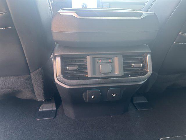 Photo of 2024 Star White Metallic Tri-Coat Ford F-150 Lightning