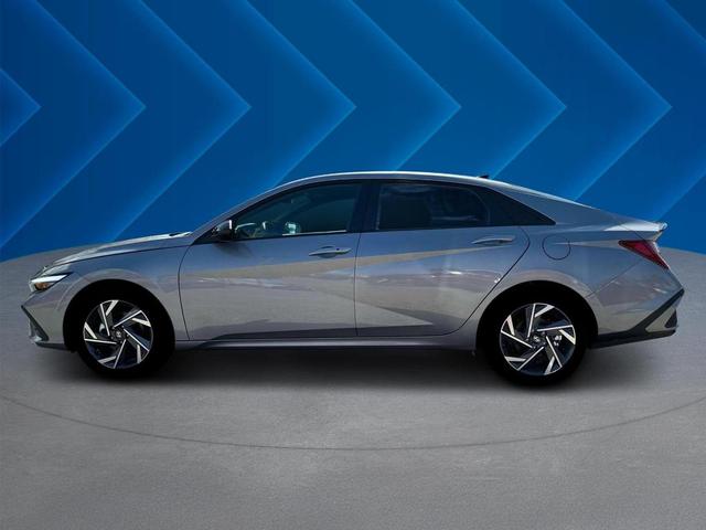 Photo of 2025 Metal Hyundai ELANTRA HEV