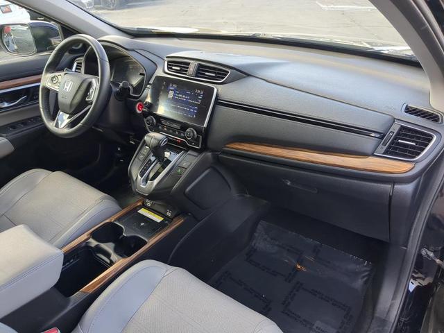 Photo of 2022 Crystal Black Pearl Honda CR-V