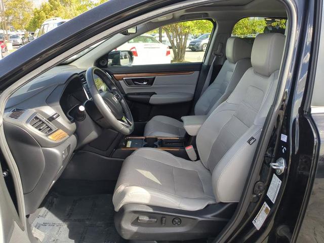Photo of 2022 Crystal Black Pearl Honda CR-V