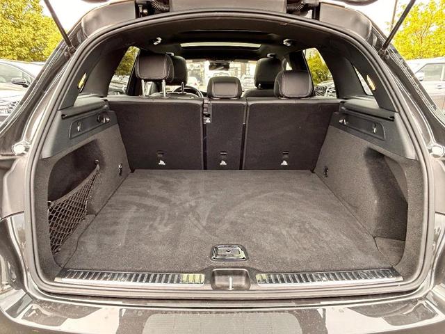 Photo of 2022 Graphite Gray Metallic Mercedes-Benz GLC 300