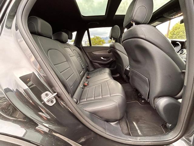 Photo of 2022 Graphite Gray Metallic Mercedes-Benz GLC 300
