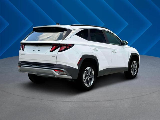 Photo of 2025 Serenity White Pearl Hyundai TUCSON