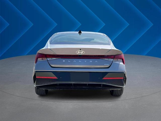 Photo of 2025 Metal Hyundai ELANTRA HEV