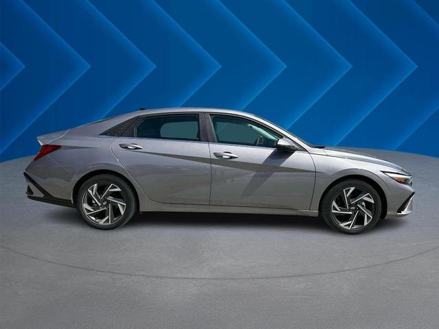Photo of 2025 Metal Hyundai ELANTRA HEV
