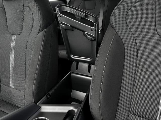 Photo of 2025 Black Hyundai ELANTRA