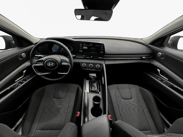 Photo of 2025 Black Hyundai ELANTRA