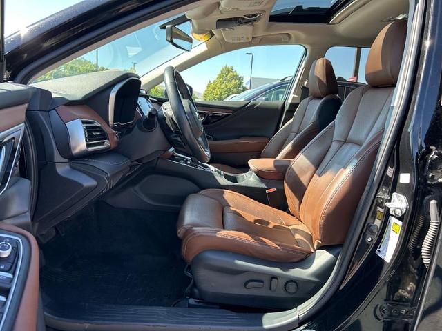 Photo of 2021 Crystal Black Silica Subaru Outback
