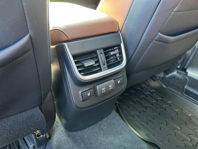 Photo of 2021 Crystal Black Silica Subaru Outback