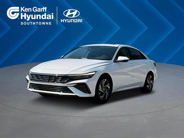 Photo of 2025 White Hyundai ELANTRA HEV
