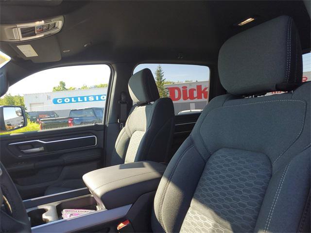 Photo of 2026 Granite Crystal Metallic Clearcoat RAM 1500