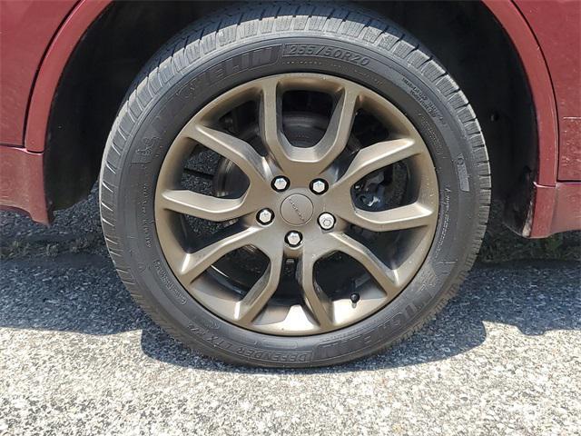 Photo of 2017 Octane Red Pearlcoat Dodge Durango