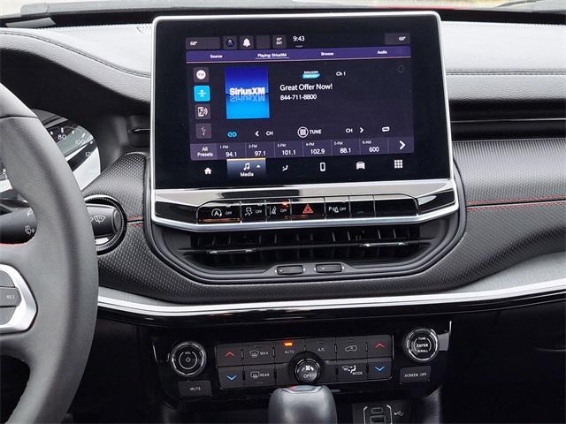 Photo of 2023 Redline Pearlcoat Jeep Compass