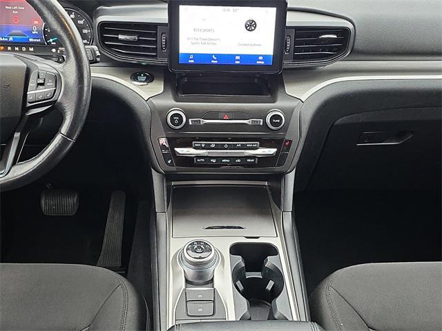 Photo of 2020 Iconic Silver Metallic Ford Explorer