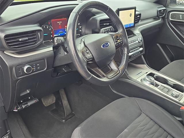 Photo of 2020 Iconic Silver Metallic Ford Explorer