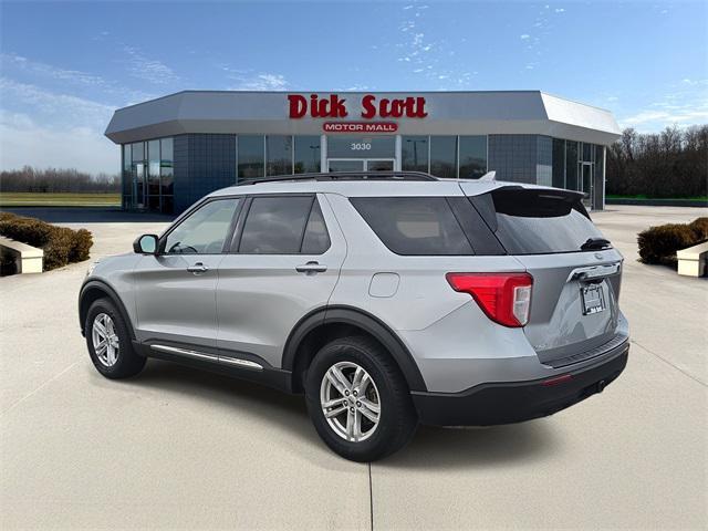 Photo of 2020 Iconic Silver Metallic Ford Explorer