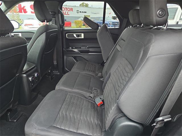 Photo of 2020 Iconic Silver Metallic Ford Explorer