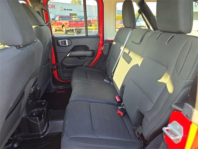 Photo of 2018 Firecracker Red Clearcoat Jeep Wrangler Unlimited