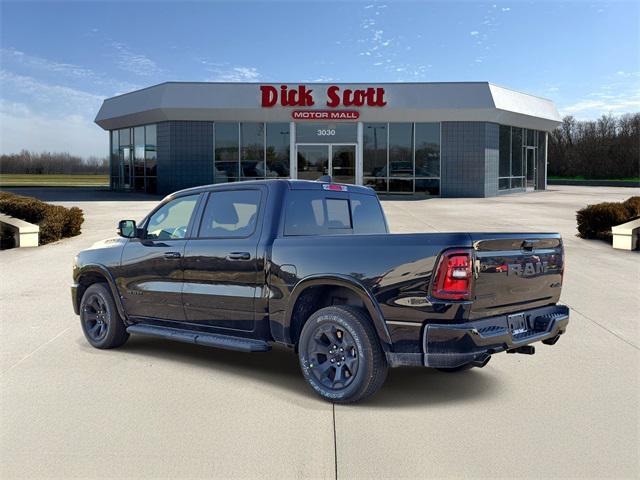 Photo of 2026 Diamond Black Crystal Pearlcoat RAM 1500