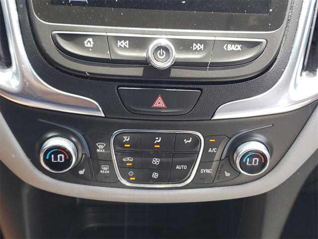 Photo of 2021 Summit White Chevrolet Equinox