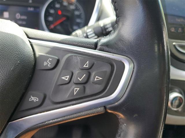 Photo of 2021 Summit White Chevrolet Equinox