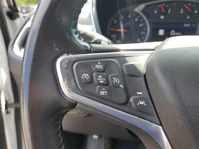 Photo of 2021 Summit White Chevrolet Equinox