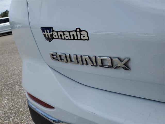 Photo of 2021 Summit White Chevrolet Equinox