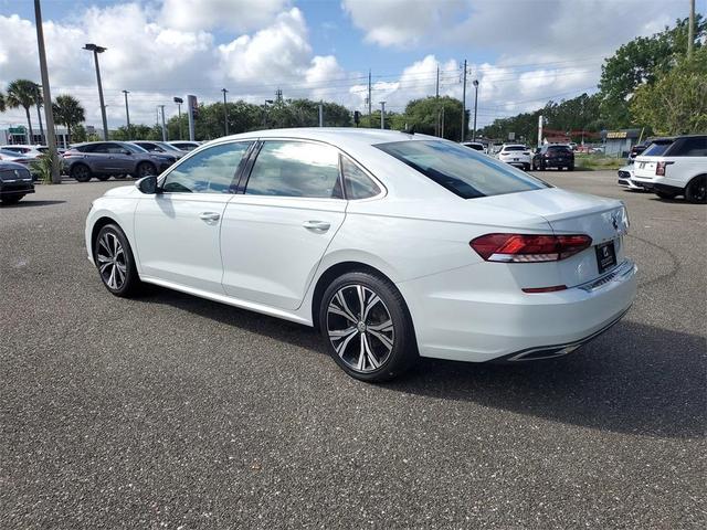 Photo of 2021 Pure White Volkswagen Passat