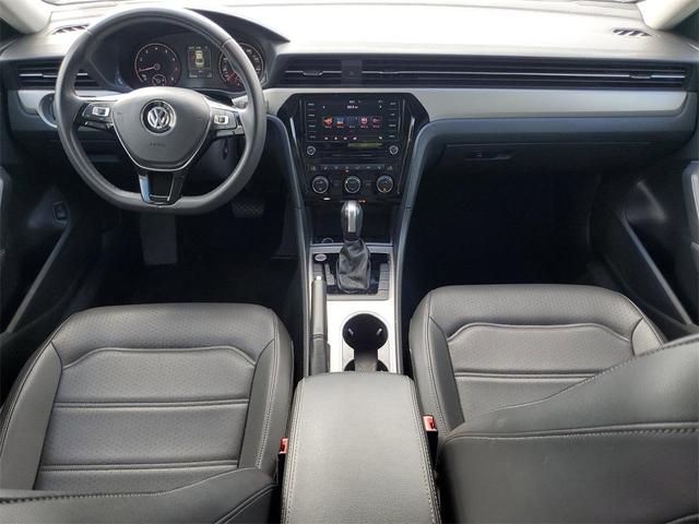 Photo of 2021 Pure White Volkswagen Passat