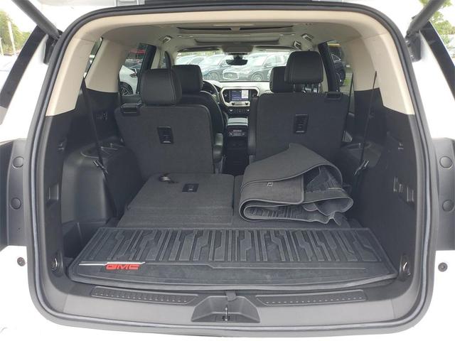 Photo of 2023 White Frost Tri-Coat GMC Acadia