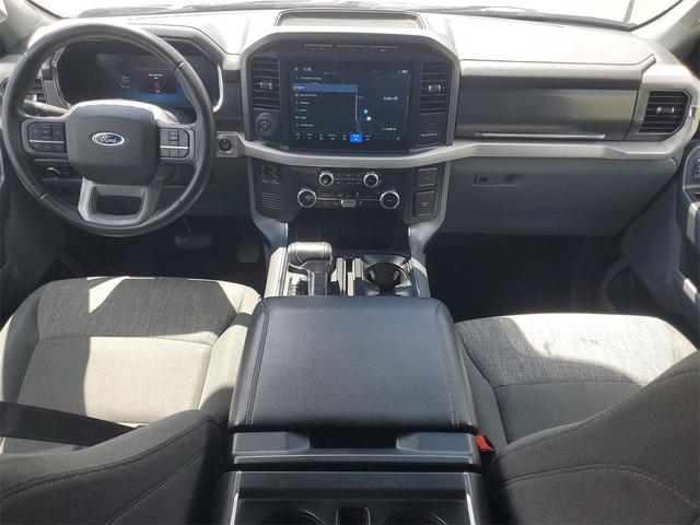 Photo of 2023 Oxford White Ford F-150 Lightning