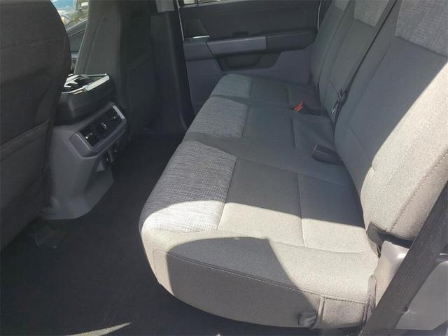 Photo of 2023 Oxford White Ford F-150 Lightning