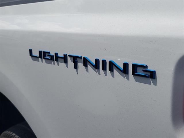 Photo of 2023 Oxford White Ford F-150 Lightning